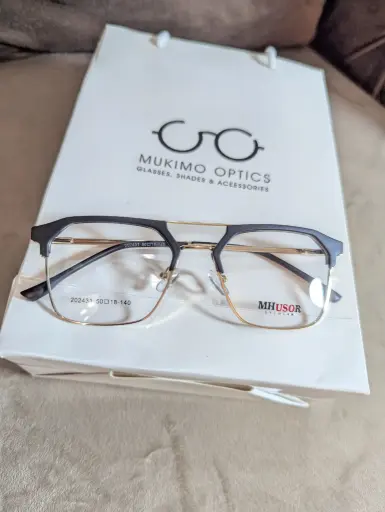 Summer Vibe Black - 021 - Optical & Sunglass